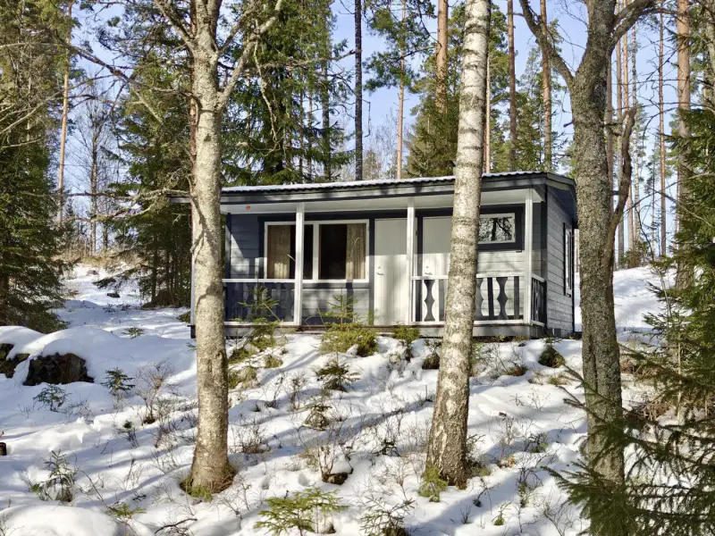 Määräala ~5 000 m² + saunamökki, 40 m rive Ruotsalainen — Asikkala — 5