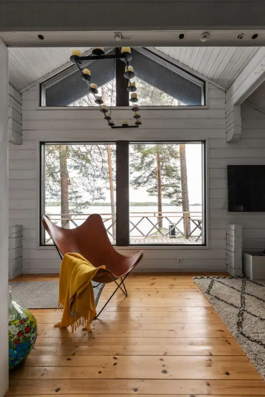 Honkarakenne ~50 m² (1987) + sauna de rive + pavillon vitré, vue Asikkalanselkä, 2 330 m² — Pulkkilanharju / Asikkala — 18
