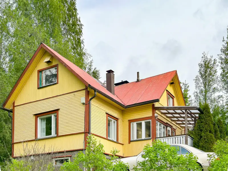 Maison 1940 (80 m², 4 pièces) avec rive privée exposée sud sur l’Enonvesi, sauna en annexe — Enonkoski — 1