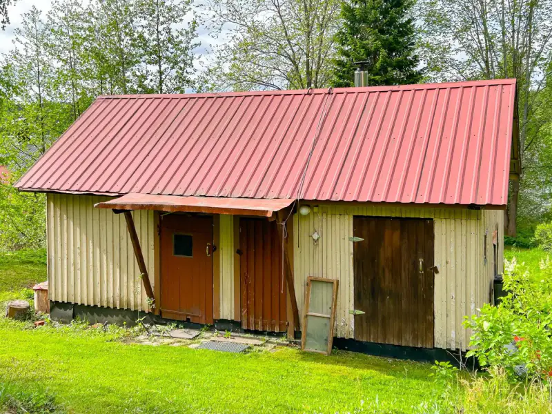 Maison 1940 (80 m², 4 pièces) avec rive privée exposée sud sur l’Enonvesi, sauna en annexe — Enonkoski — 7