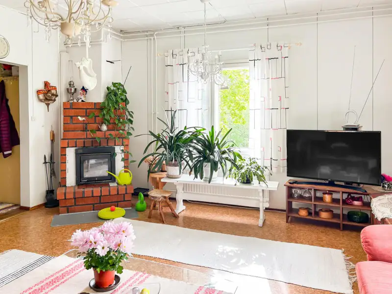 Maison 1940 (80 m², 4 pièces) avec rive privée exposée sud sur l’Enonvesi, sauna en annexe — Enonkoski — 9