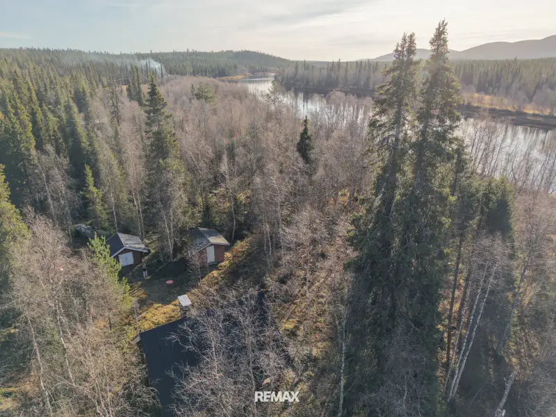 Mökki en rondins ~52 m² (1989) + sauna à bois, 2,06 ha et rive privée sur l’Ounasjoki — Peltovuoma / Enontekiö — 3