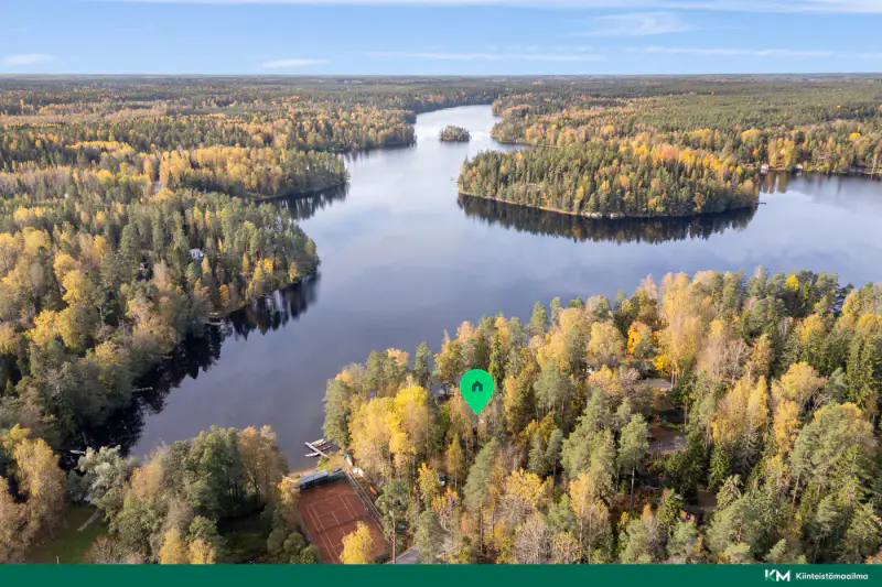 Terrain de loisirs de 5 690 m² + plan d’eau de 6 830 m², rive sud ~70 m — Siikajärvi / Espoo — 6