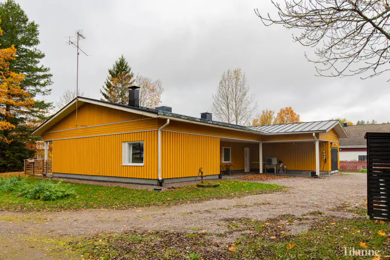 Maison 1969 entièrement rénovée (145,5 m², 4 chambres) sur terrain de 2 700 m² avec rive privée sur l’Eurajoki — Sorkkinen, Eura — 6