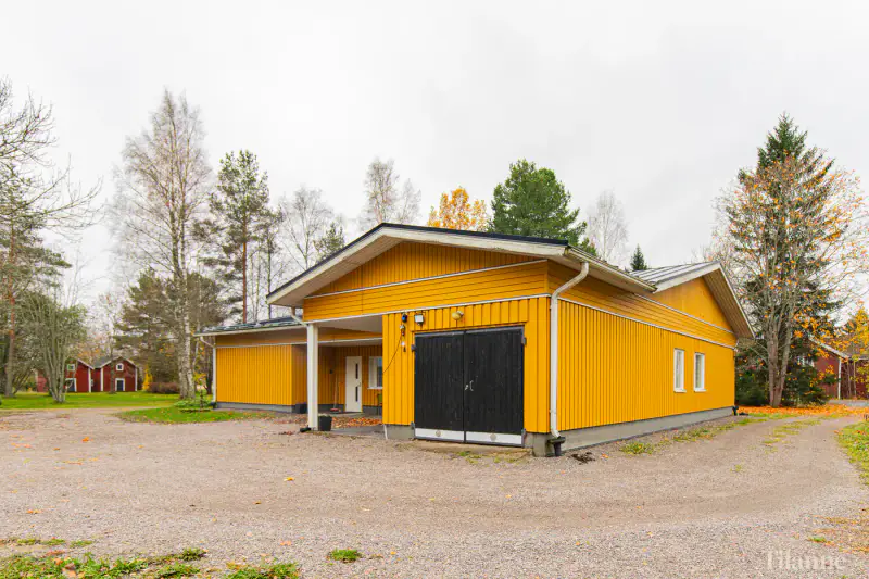 Maison 1969 entièrement rénovée (145,5 m², 4 chambres) sur terrain de 2 700 m² avec rive privée sur l’Eurajoki — Sorkkinen, Eura — 17