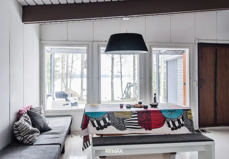 Chalet d’architecte ~58 m² (1966) avec sauna, 3 350 m² et rive — Sotkajärvi / Renko — 4