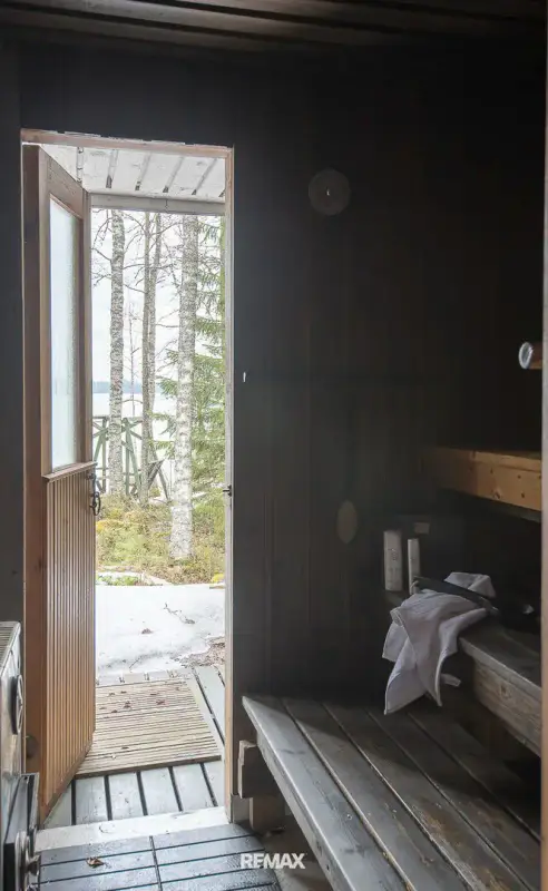 Chalet d’architecte ~58 m² (1966) avec sauna, 3 350 m² et rive — Sotkajärvi / Renko — 17