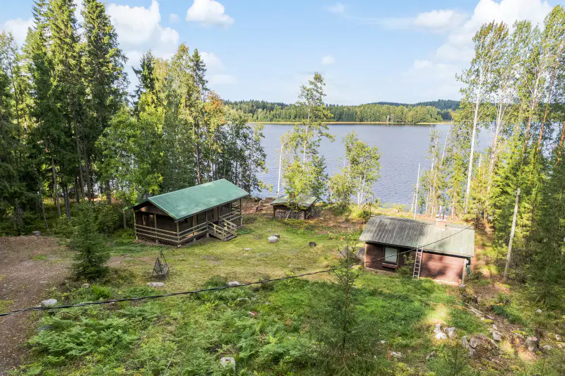 Chalet 1970, 48 m², rive privée, 3 020 m² + sauna de rive — Kalvola, Hämeenlinna — 4