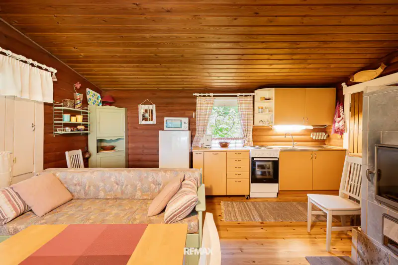 Chalet à Hartola  rive privée  3 960 m² — 132 000 € — 6