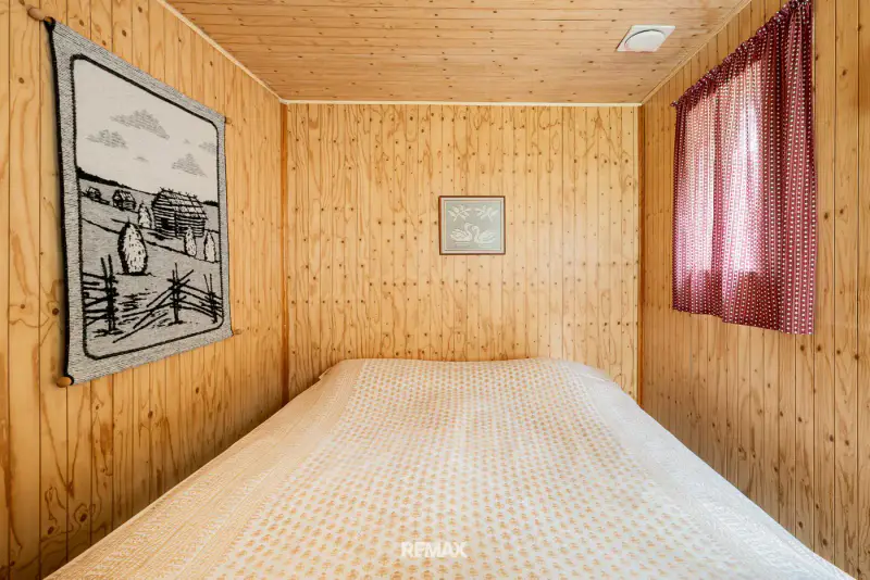 Chalet à Hartola  rive privée  3 960 m² — 132 000 € — 19