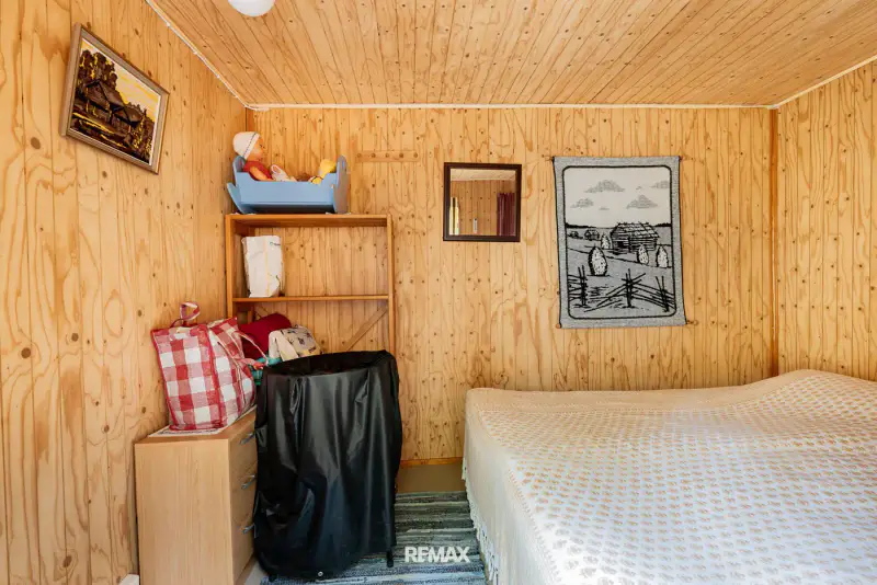Chalet à Hartola  rive privée  3 960 m² — 132 000 € — 18