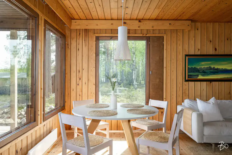 Chalet ~52 m² (1977) rénové 2025–26 sur île du Jääsjärvi + sauna, 3 210 m² — Hirvisaaret / Hartola — 10