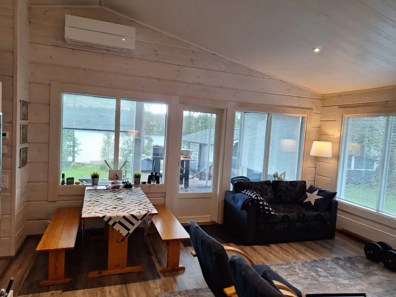 Hirsimökki ~64 m² (2020) + rantasauna, 3 900 m², Petruma — Heinävesi — 10