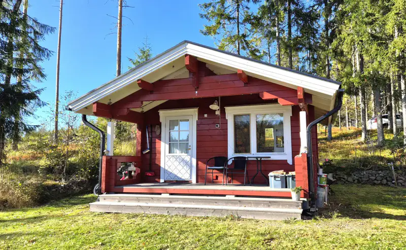 Mökki rénové ~39 m² (1971, refait 2013–2014) + sauna en rondins 2012, 2 150 m² et ~40 m de rive privée sur le Kaitoo — Paistjärvi / Heinola — 11
