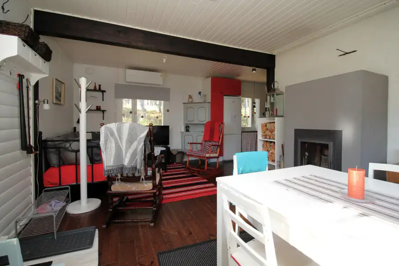 Mökki rénové ~39 m² (1971, refait 2013–2014) + sauna en rondins 2012, 2 150 m² et ~40 m de rive privée sur le Kaitoo — Paistjärvi / Heinola — 15