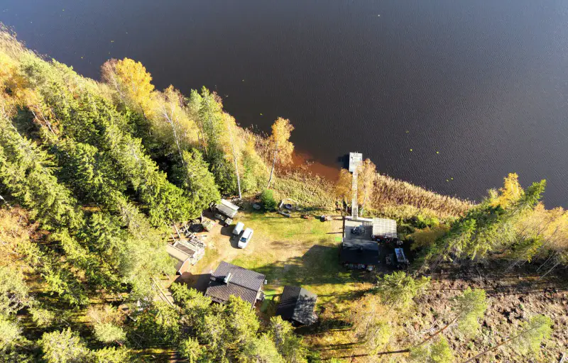 Mökki rénové ~39 m² (1971, refait 2013–2014) + sauna en rondins 2012, 2 150 m² et ~40 m de rive privée sur le Kaitoo — Paistjärvi / Heinola — 5