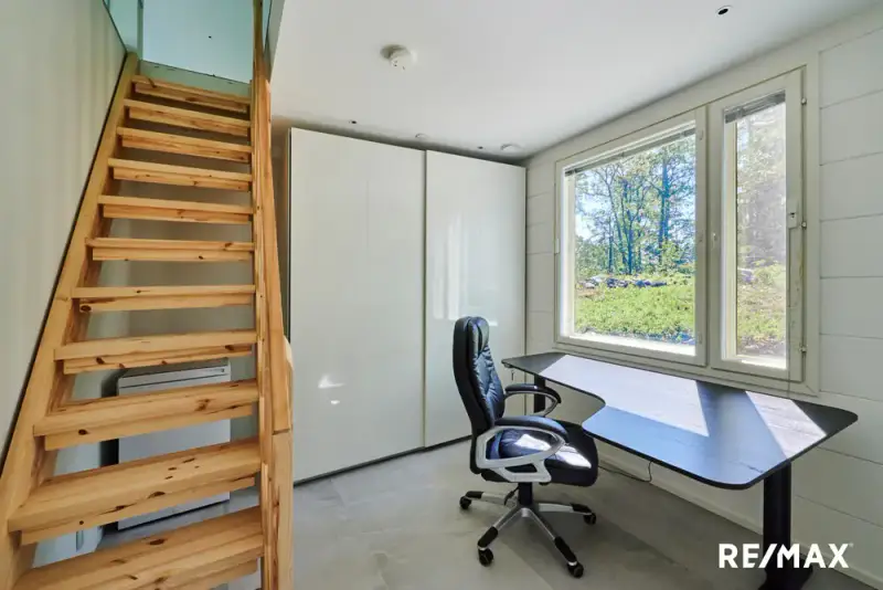 Villa ~93 m² (2023) rive mer, ~3 878 m² (määräosa), Suomenlahti — Iso Villasaari / Vuosaari / Helsinki — 14