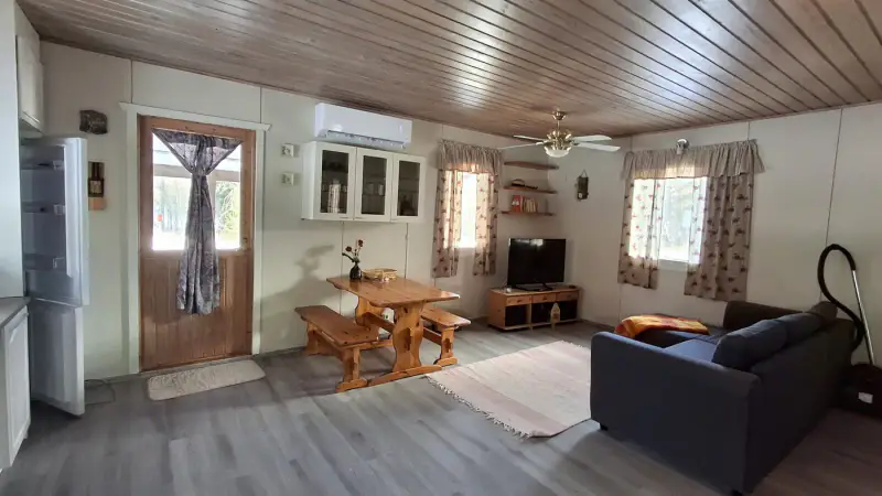 Mökki ~60 m² (1995) + rantasauna, aitta, grillitupa, 8 790 m², Puula — Tuukkala / Hirvensalmi — 4