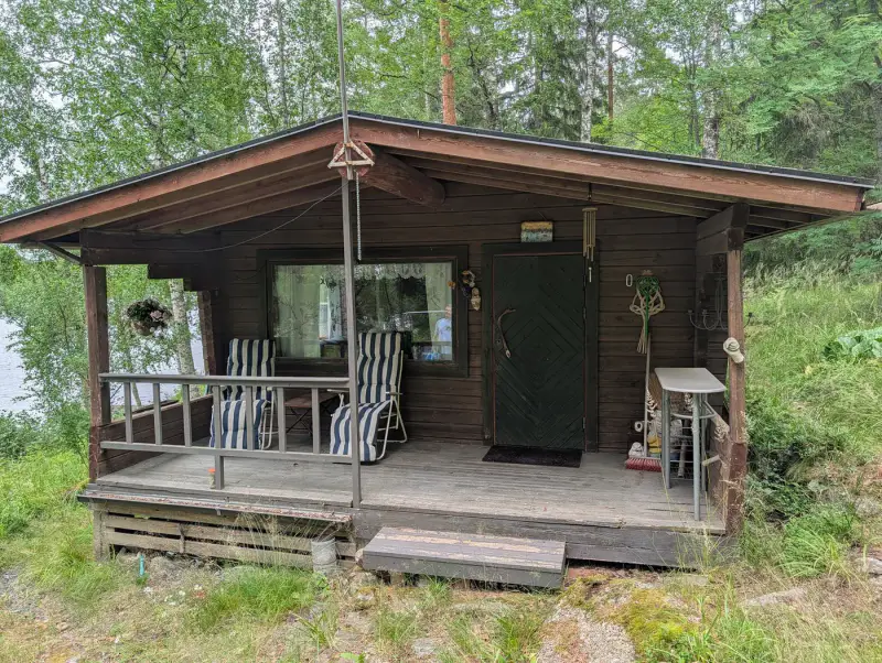 Chalet ~30 m² (1972) + rantasauna, 2 000 m², Lahnajärvi — Hirvensalmi — 1