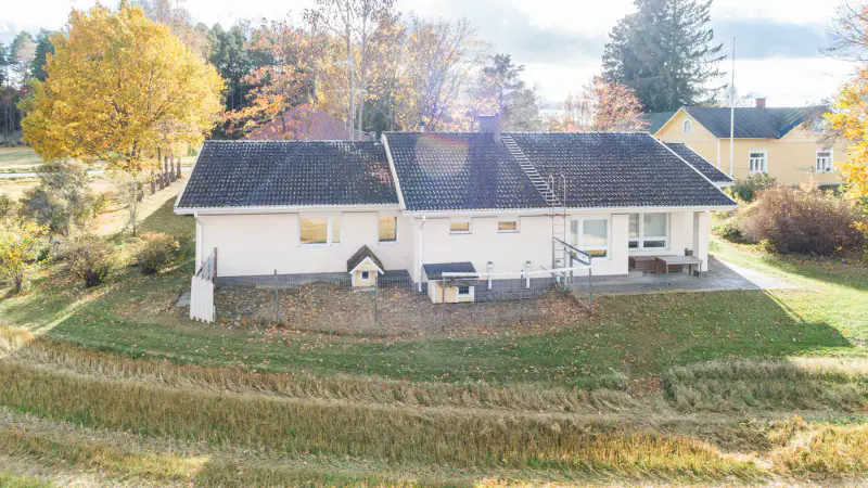 Maison 175 m² (1989) + ancienne ferme 1929, 4,47 ha et 57 m de rive sur le Kyrösjärvi — Tevaniemi / Ikaalinen — 3