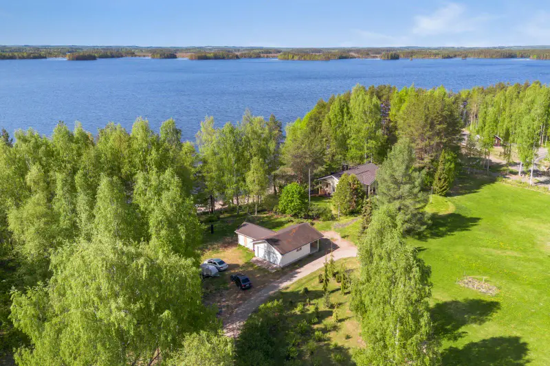Maison 1987, 151,5 m², rive privée 90 m, 12 660 m² — Mekrijärvi, Ilomantsi — 5
