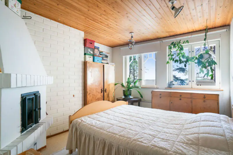 Maison 1987, 151,5 m², rive privée 90 m, 12 660 m² — Mekrijärvi, Ilomantsi — 12