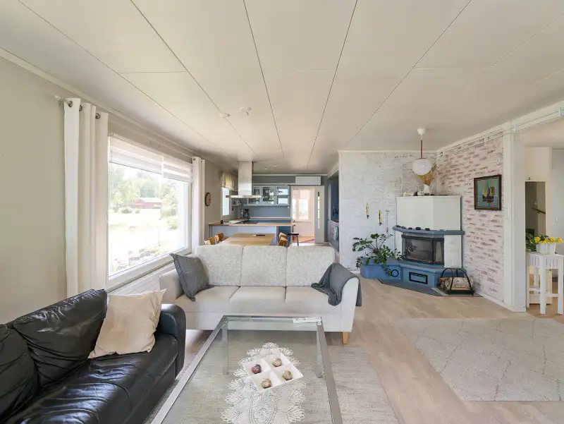 Maison rénovée ~155 m², géothermie et fibre, rive de sable sur l’Immalanjärvi, services à pied — Imatra — 7
