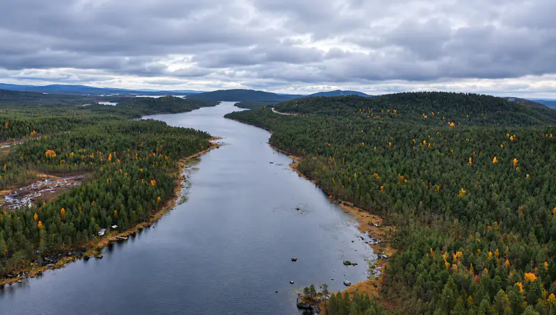 Hirsimaja ~24 m² + sauna, ~4,8 ha (~100 m rive), Muddusjärvi — Pitkävuono / Inari — 4