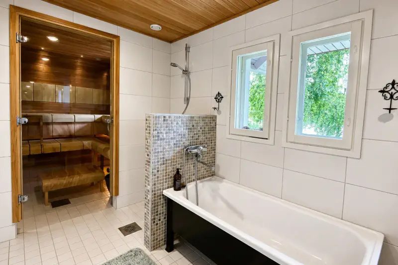 Maison de vacances agrandie de 113 m² avec espace spa + sauna de rive rénové, 131 m de rive privée et 1,33 ha sur le Syväjärvi — Pihlaisto / Jämsä — 14