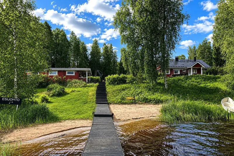 Maison de vacances agrandie de 113 m² avec espace spa + sauna de rive rénové, 131 m de rive privée et 1,33 ha sur le Syväjärvi — Pihlaisto / Jämsä — 5