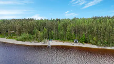 Mökki ~84 m² (1999) + rantasauna, ~1,78 ha (~200 m rive), Pielinen/Rukavesi — Uimaharju / Joensuu — 1