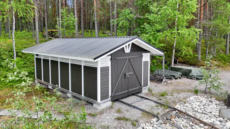 Mökki ~84 m² (1999) + rantasauna, ~1,78 ha (~200 m rive), Pielinen/Rukavesi — Uimaharju / Joensuu — 17