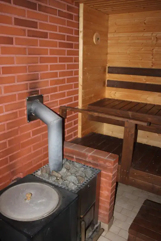 Mökki ~46 m² avec sauna, seul sur un étang poissonneux, 5 000 m² — Särkäntakanen / Mannervaara — 17