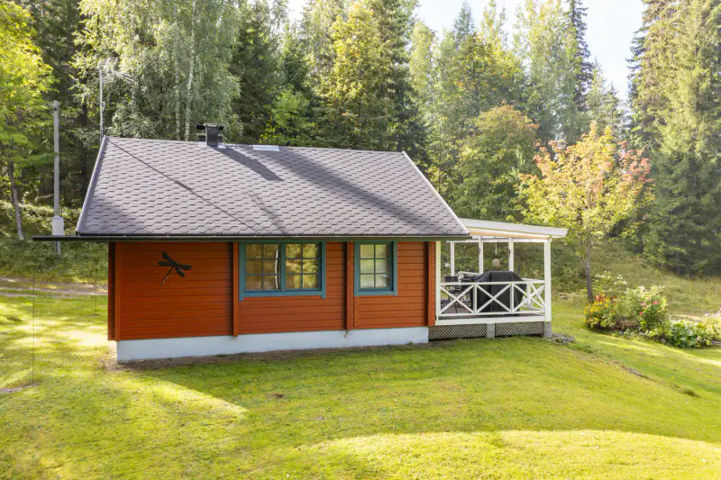 Chalet à Joutsa  rive privée  2 500 m² — 210 000 € — 4