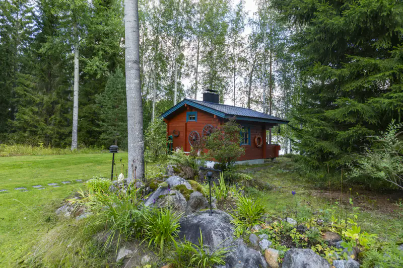 Chalet à Joutsa  rive privée  2 500 m² — 210 000 € — 18