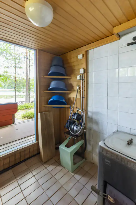 Chalet à Joutsa  rive privée  2 500 m² — 210 000 € — 11