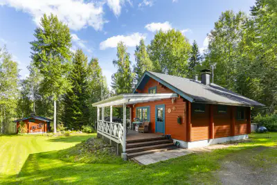 Chalet à Joutsa  rive privée  2 500 m² — 210 000 € — 1