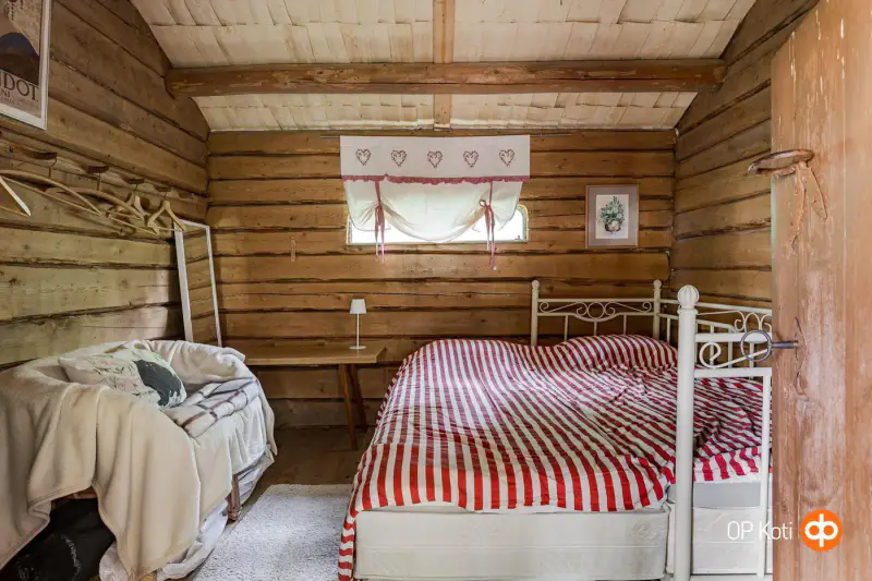 Petit chalet-sauna Tihmasjärvi 19 m² — Juva 69 k€ — 7