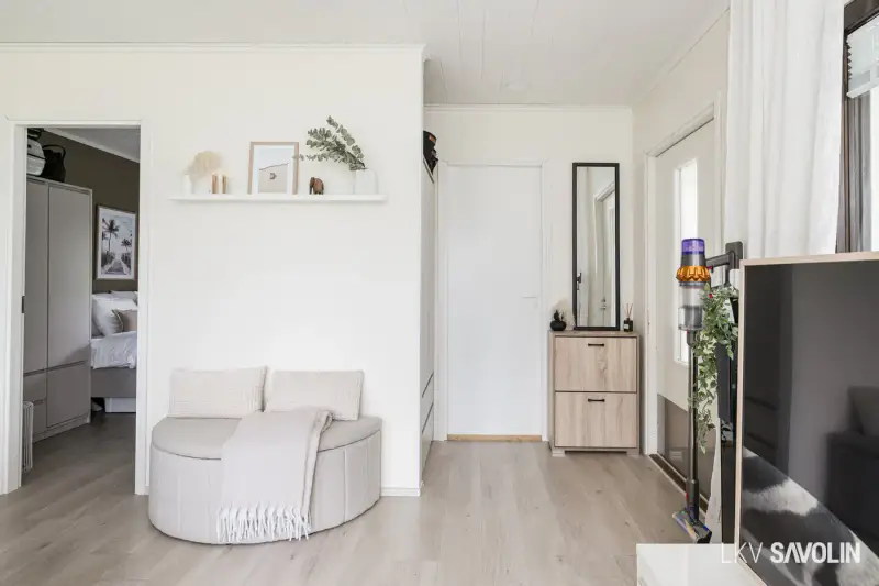 Chalet 2015, 73 m², rive privée Saarijärvi, 4 770 m² — Jyväskylä — 14
