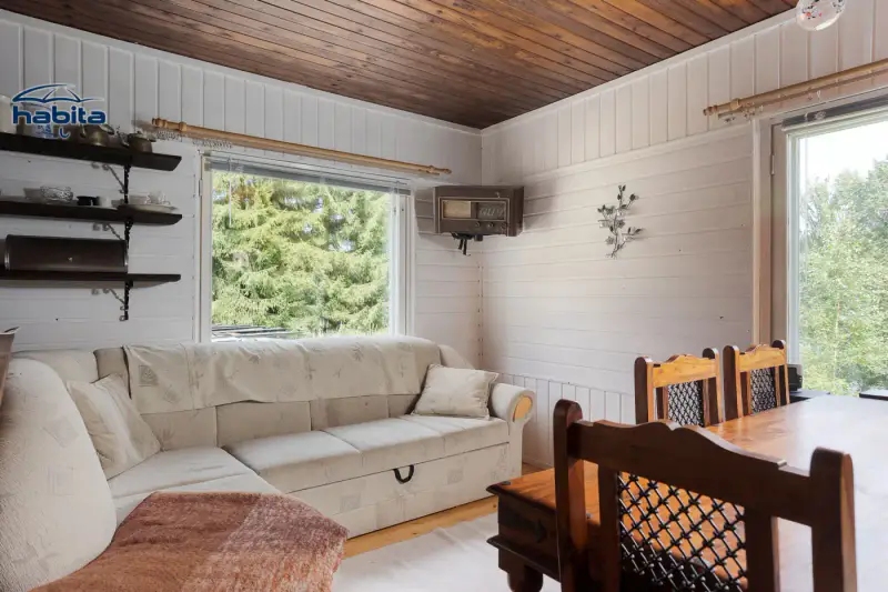 Chalet en rondins ~50 m² (1935) sur île du Päijänne, 12 732 m², 160 m de rive, sauna de rive + savusauna — Siikasaari / Jyväskylä — 16