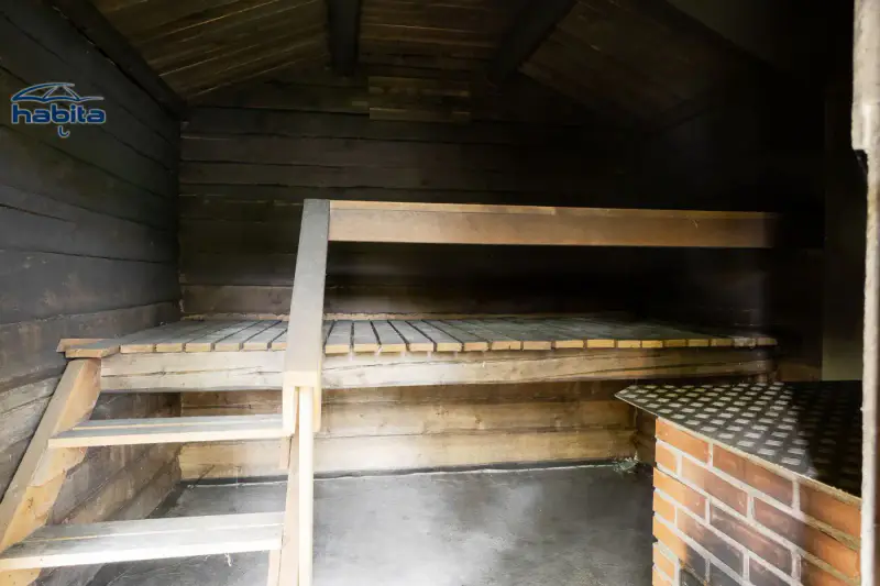 Chalet en rondins ~50 m² (1935) sur île du Päijänne, 12 732 m², 160 m de rive, sauna de rive + savusauna — Siikasaari / Jyväskylä — 12