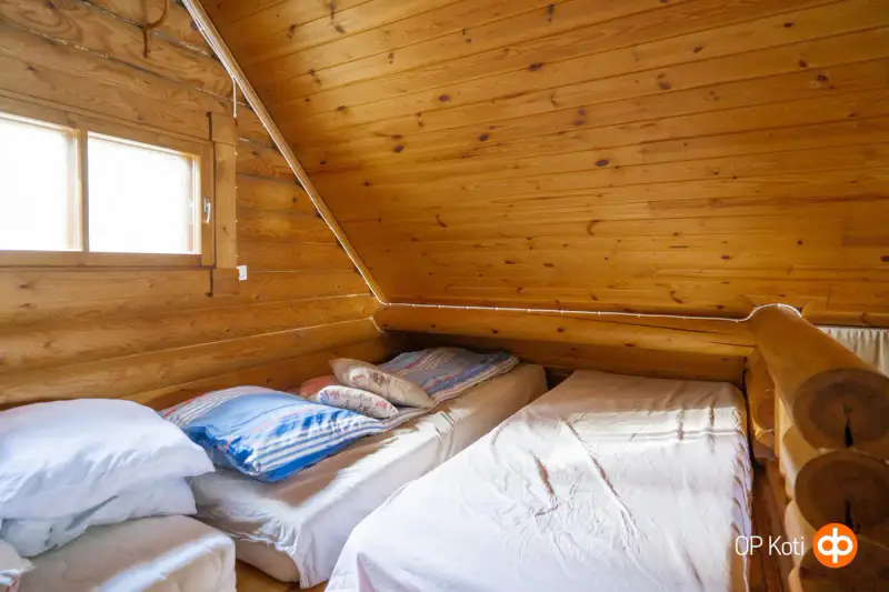 Hirsimökki Honka ~30 m² (1981) + sauna, Tyyppälänjärvi, 2 150 m² — Heinämäki / Jyväskylä — 16