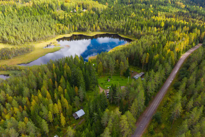 Maison ~99 m² (1982) + sauna séparée, 6,93 ha (~200 m rive), Pirttijärvi — Taka-Keljo / Jyväskylä — 12