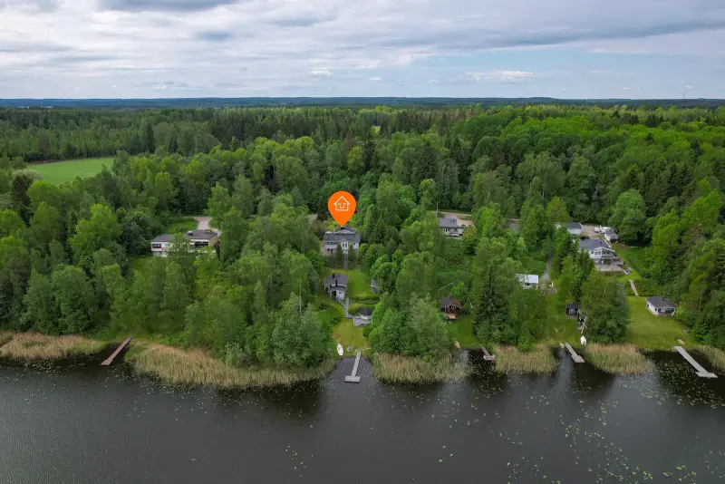 Maison 1998, 99 m², rive privée Suoramanjärvi ~30 m, 3 110 m² — Suomela, Kangasala — 4