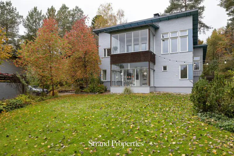 Maison d’architecte 179 m² (2004), 5 chambres, 1,12 ha avec rive privée et ponton sur l’étang Lakolampi — Ruutana / Kangasala — 5