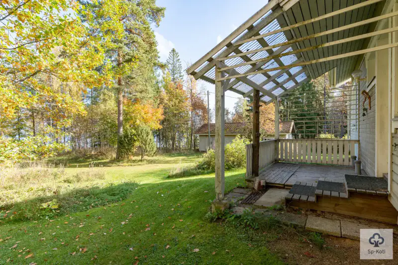Maison de plain-pied ~88 m² (1998) + sauna à bois, 8 480 m² avec rive privée sur le Längelmävesi — Sahalahti / Kangasala — 16