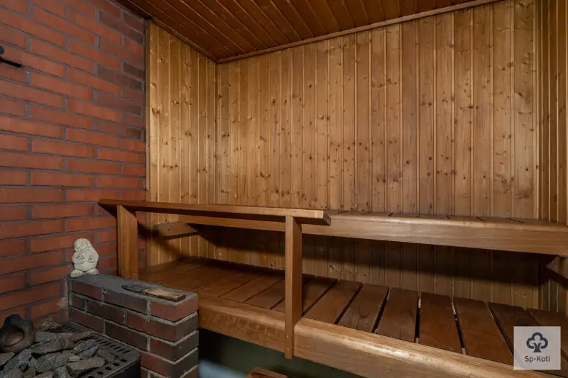 Maison de plain-pied ~88 m² (1998) + sauna à bois, 8 480 m² avec rive privée sur le Längelmävesi — Sahalahti / Kangasala — 15