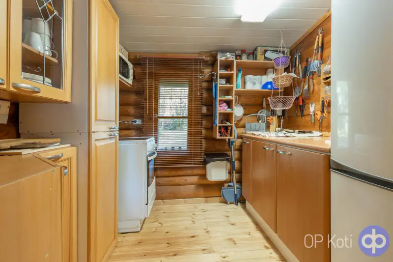 Mökki rondins ~59 m² (1975) + sauna, 2 900 m², Kyyvesi — Luusniemi / Kangasniemi — 5