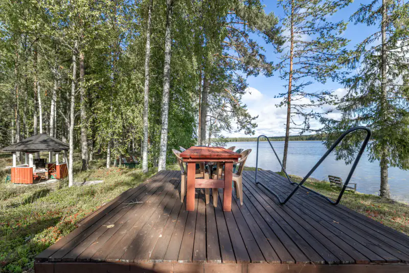 Mökki 1974 (~56 m²) + sauna, 2,46 ha rive Kutemajärvi — Kangasniemi — 17