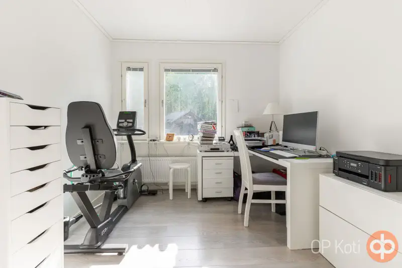 Maison 2014 ~91 m² + sauna, rive Puula (~140 m), 5 090 m² — Istruala / Kangasniemi — 12